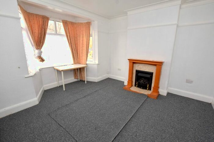 4 Bedroom Terraced House To Rent In Bridge End, Walthamstow E17
