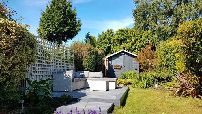 3 Bedroom Terraced House To Rent In Paston Crescent, London, SE12