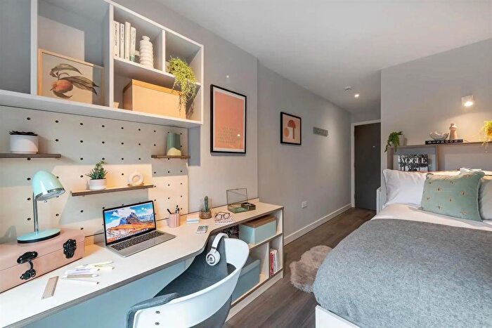 1 Bedroom Flat To Rent In Glebe Street, Leicester, LE2