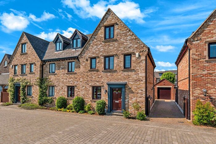 5 Bedroom Semi-Detached House For Sale In Wishbone Lane, Mountsorrel, LE12