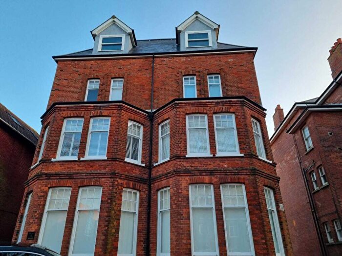 2 Bedroom Flat To Rent In Dyke Road, Brighton, BN1