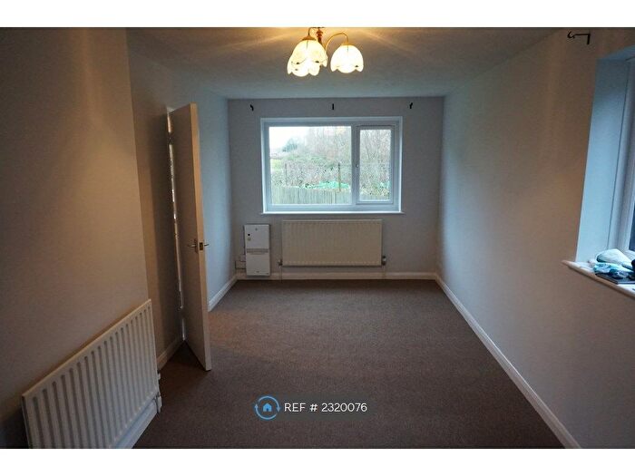 1 Bedroom Flat To Rent In Castle Court, Lewes, BN7