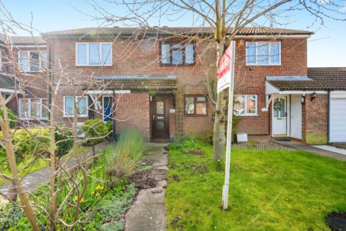 2 Bedroom Terraced House For Sale In Alburgh Close, Bedford, Bedfordshire, MK42