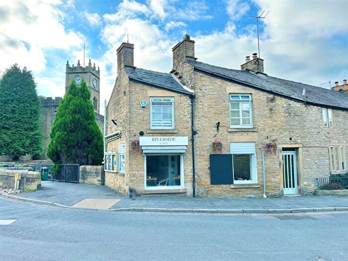 1 Bedroom End Terrace House For Sale In Market Street, Hayfield, High Peak, SK22