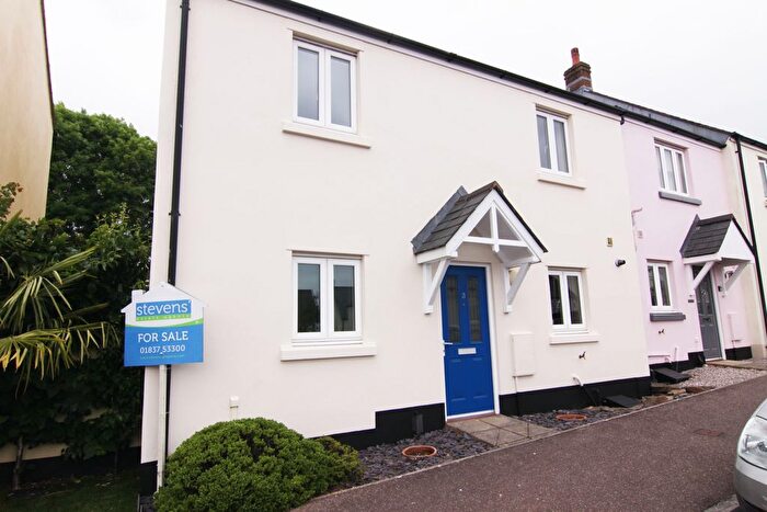 4 Bedroom Semi-Detached House To Rent In Blangy Close, North Tawton, EX20
