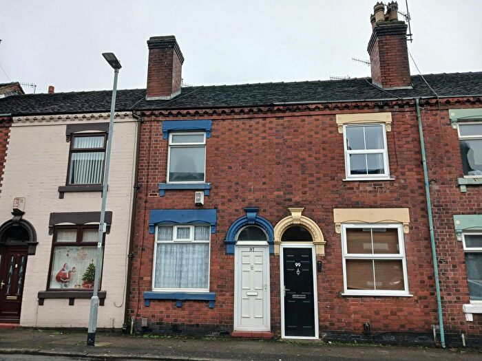 Town House To Rent In Masterson Street, Stoke-On-Trent, ST4