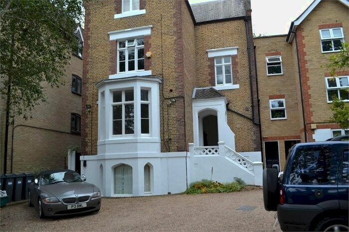Studio To Rent In The Grove, Isleworth, TW7