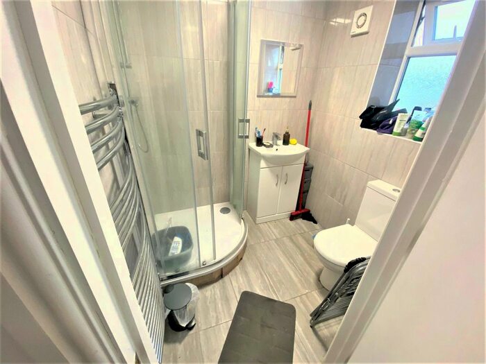 1 Bedroom Flat To Rent In West End Street, High Wycombe HP11