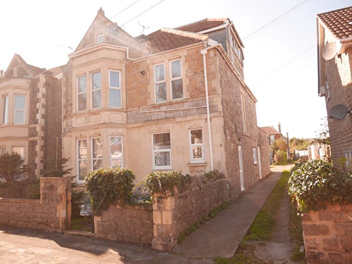 1 Bedroom Flat To Rent In Malvern Road, Weston - Super - Mare, BS23