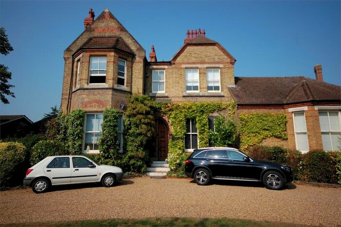 1 Bedroom Flat To Rent In Overdale, Kingswood Road, Bromley, BR2