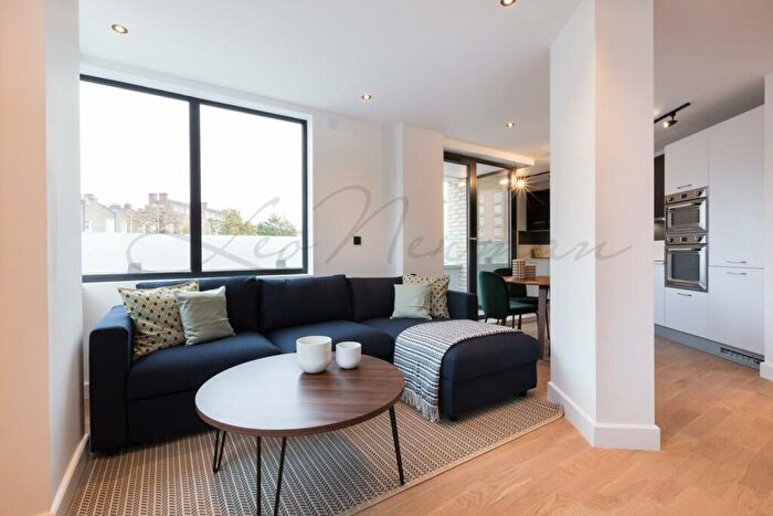 1 Bedroom Apartment To Rent In Caversham Road, Kentish Town, NW5