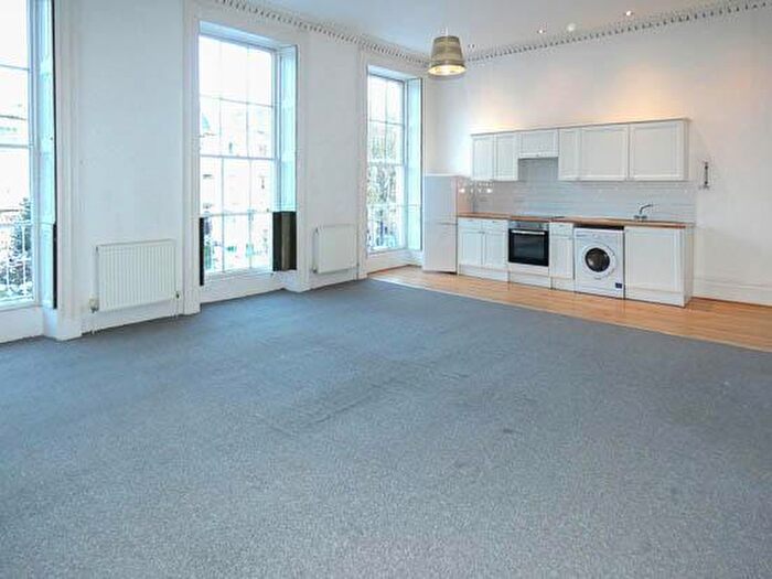 1 Bedroom Flat To Rent In Cambray Place, Cheltenham, GL5