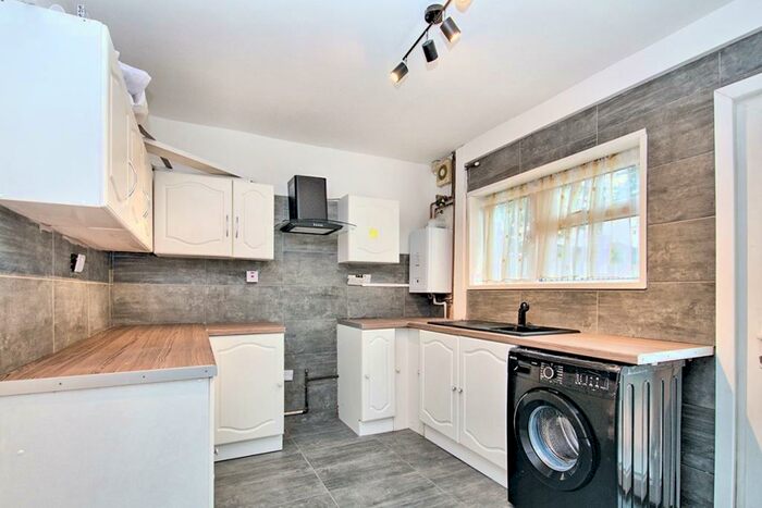 3 Bedroom Terraced House To Rent In Kashmir Road, London, SE7