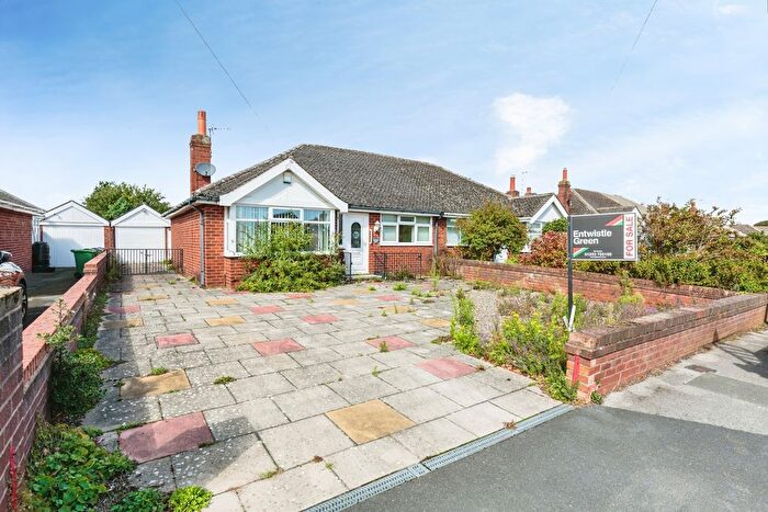 2 Bedroom Semi Detached House For Sale In Singleton Avenue, Lytham St. Annes, Lancashire, FY8