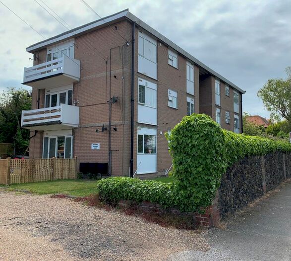 2 Bedroom Flat To Rent In Seafield Road, Broadstairs, CT10