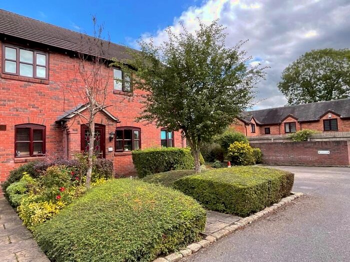 1 Bedroom Flat For Sale In Chestnut Drive, Yarnfield, Stone, ST15