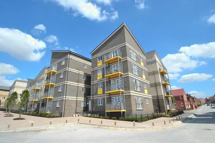 2 Bedroom Property To Rent In Saddle Way, Andover, SP11