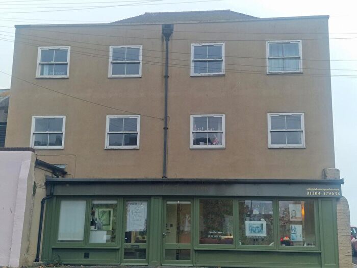 2 Bedroom Flat To Rent In Broad Street, Deal, CT14