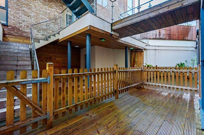 2 Bedroom Flat For Sale In Dalberg Road, Brixton, London, SW2