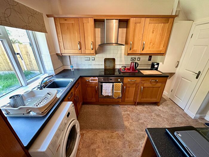 2 Bedroom Property To Rent In Rufford Street, Wakefield, WF2
