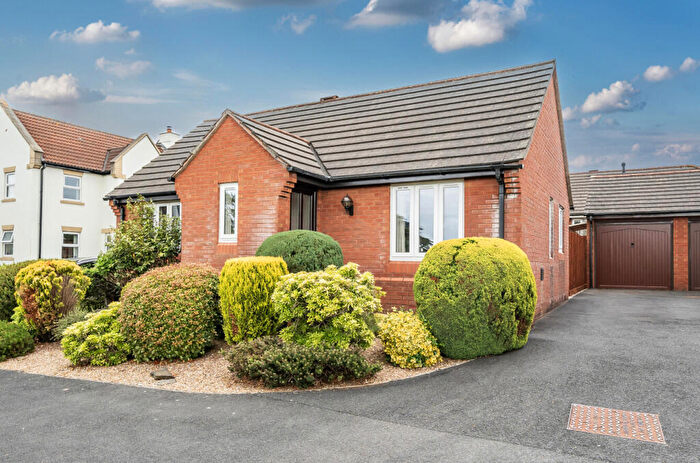 2 Bedroom Bungalow For Sale In Monmouth Way, Honiton, Devon, EX14