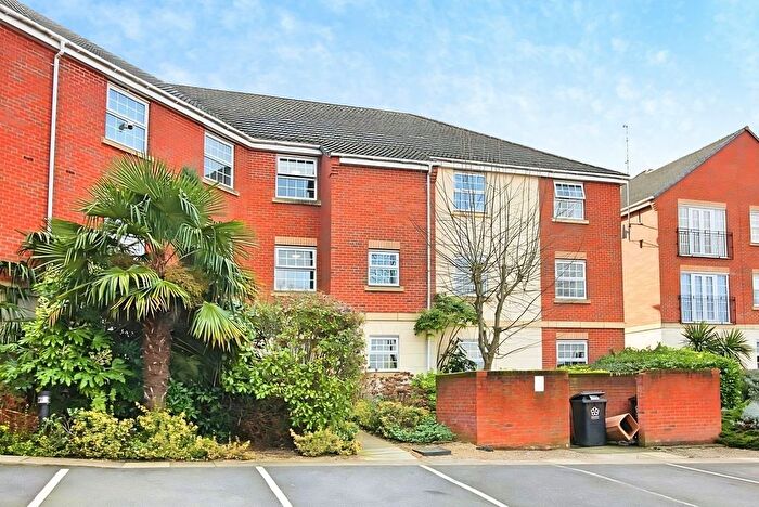 2 Bedroom Flat To Rent In Birkby Close, Hamilton, Leicester, LE5