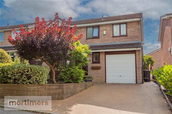 4 Bedroom Detached House For Sale In Holme Lea, Clayton Le Moors, Accrington, BB5