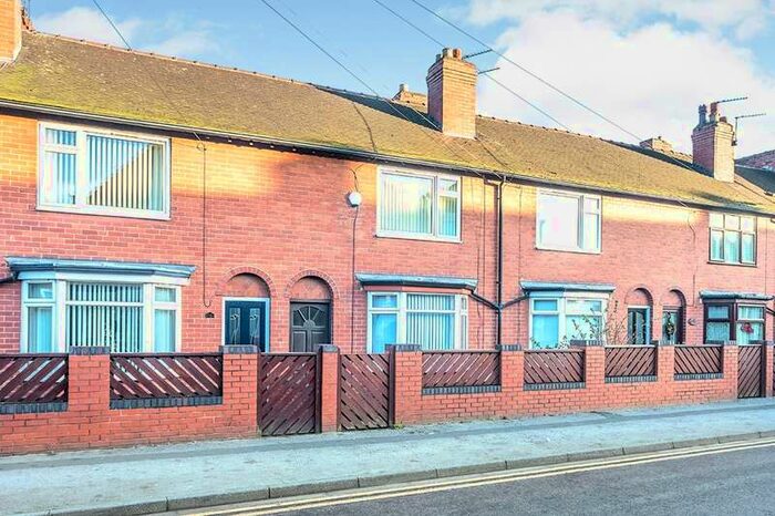 2 Bedroom House To Rent In Beancroft Road, Castleford, West Yorkshire, WF10