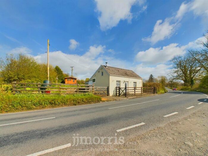 2 Bedroom Bungalow For Sale In Llanfihangel-Ar-Arth, SA39