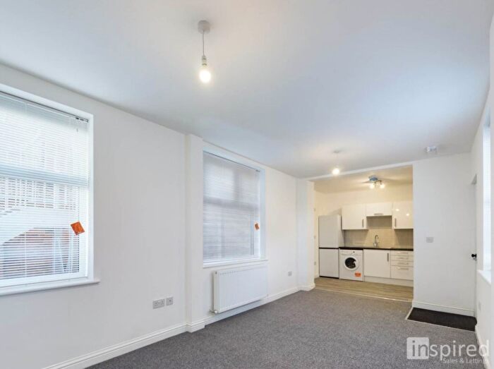 1 Bedroom Maisonette To Rent In Jersey Road, Wolverton, MK12