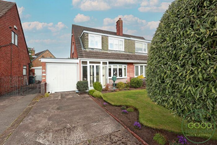 3 Bedroom Semi-Detached House For Sale In Stour Lodge, Preston, PR2