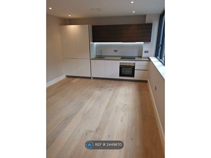 1 Bedroom Flat To Rent In St. Peters House, Norwich, NR1