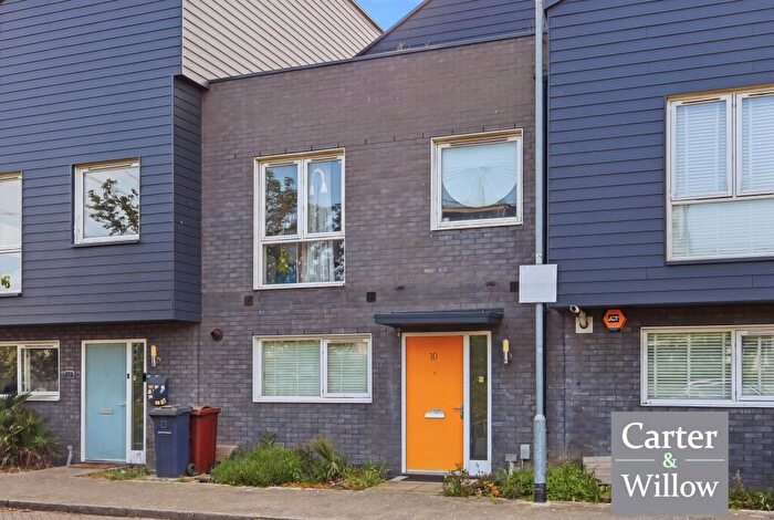 3 Bedroom Terraced House To Rent In Davey Gardens, Barking, IG11