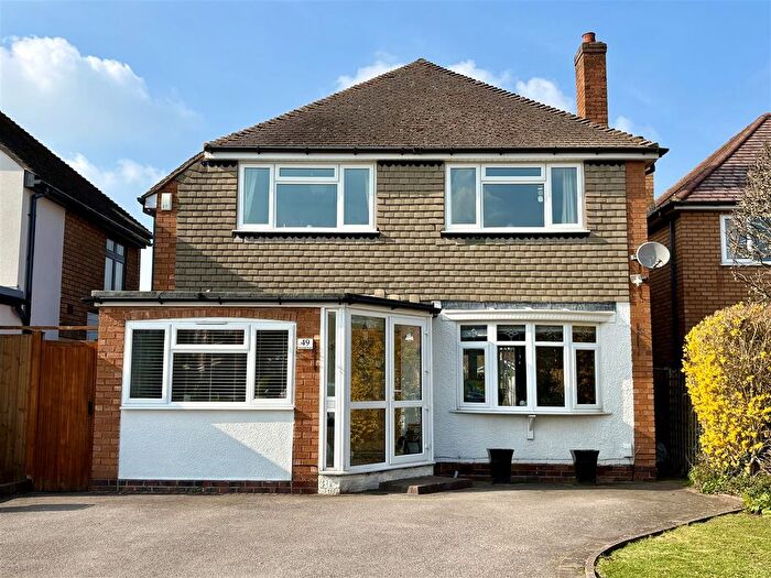 3 Bedroom Detached House For Sale In Braemar Road, Sutton Coldfield, B73