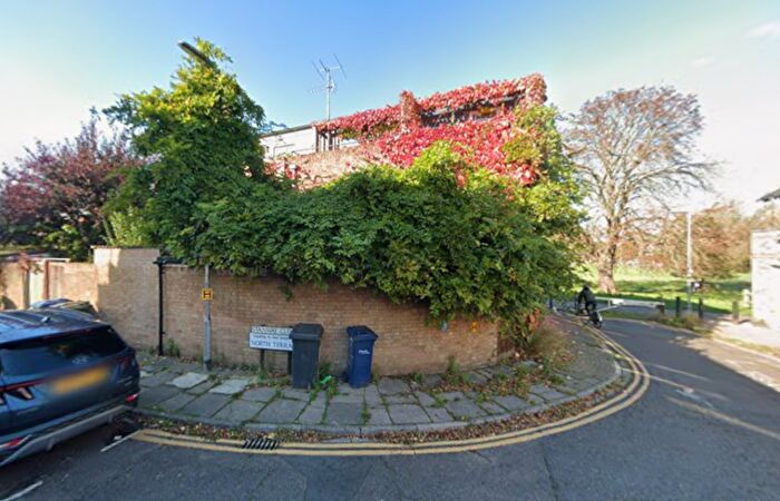 4 Bedroom End Of Terrace House For Sale In North Terrace, Cambridge, Cambridgeshire, CB5