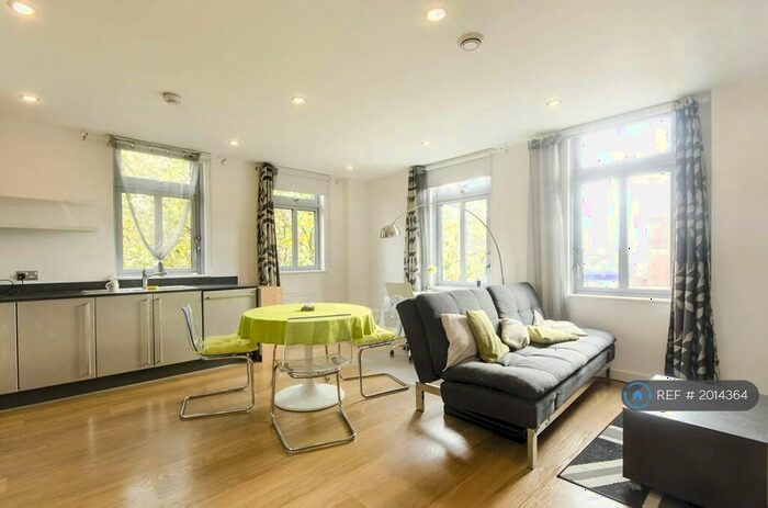 1 Bedroom Flat To Rent In Caspian Apartments, London, E14
