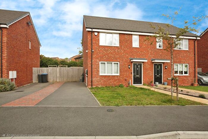3 Bedroom Semi-Detached House For Sale In Donald Cobley Close, Hinckley, LE10