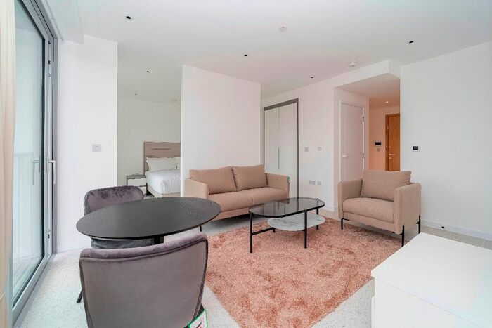 Studio To Rent In Jacquard Point, The Silk District, London, E1