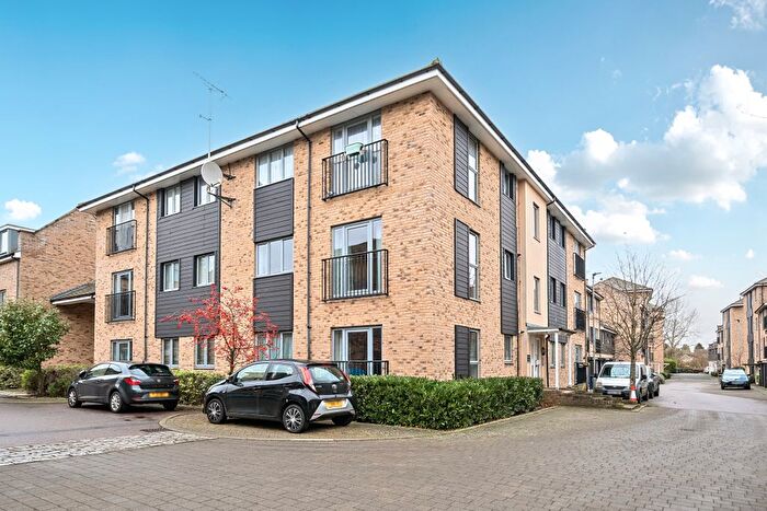 2 Bedroom Flat For Sale In Alice Bell Close, Cambridge, CB4