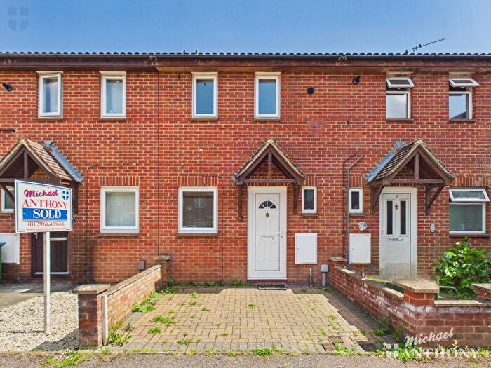 2 Bedroom Terraced House For Sale In The Dell, Aylesbury, HP20