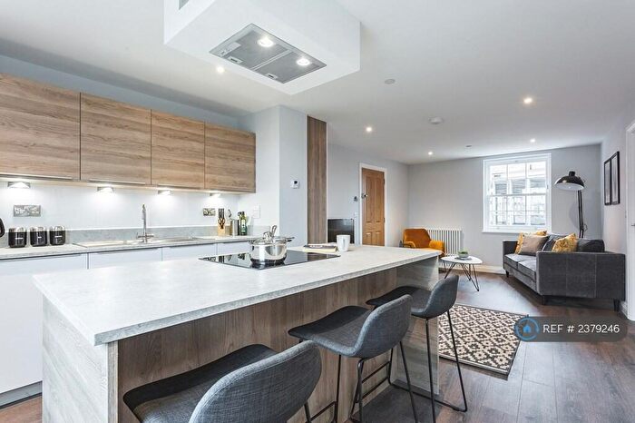 2 Bedroom Flat To Rent In King's Crescent Apartments, Derby, DE1