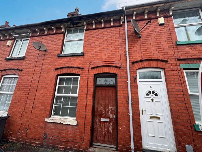 2 Bedroom Property For Sale In Handley Street, Wednesbury, West Midlands, WS10