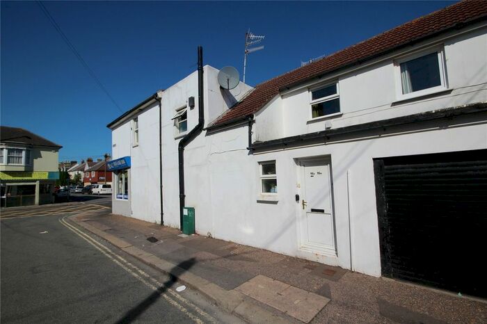 Studio To Rent In South Street, Tarring, Worthing, BN14
