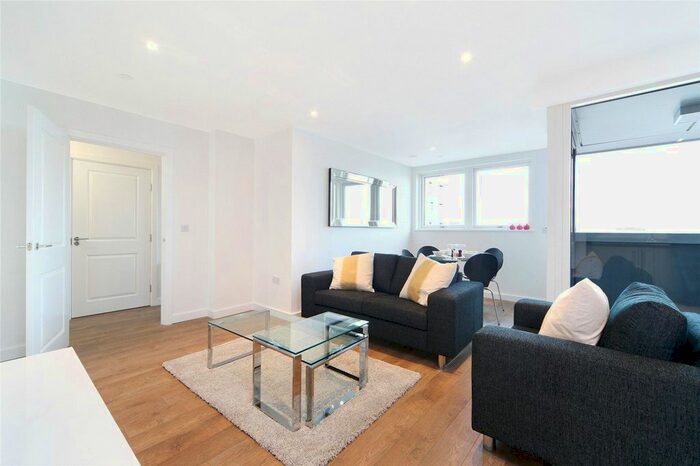 1 Bedroom Flat To Rent In Bessemer Place, London, SE10