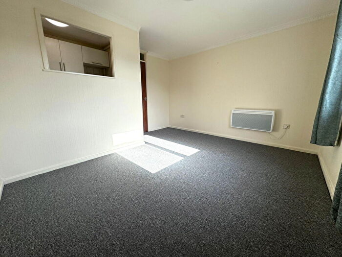 1 Bedroom Terraced House To Rent In Beaulieu Close, Toothill, Swindon, SN5