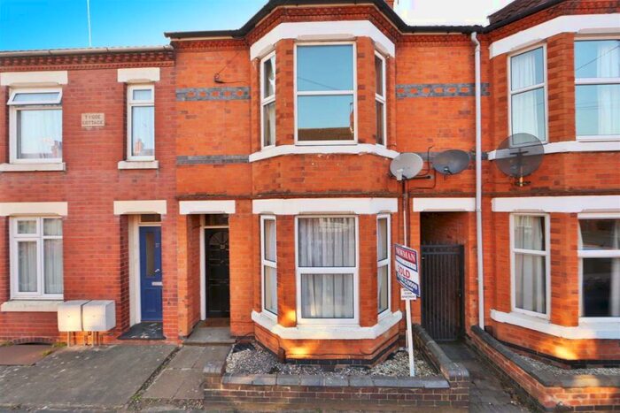 2 Bedroom Apartment To Rent In Caldecott Street, CV21