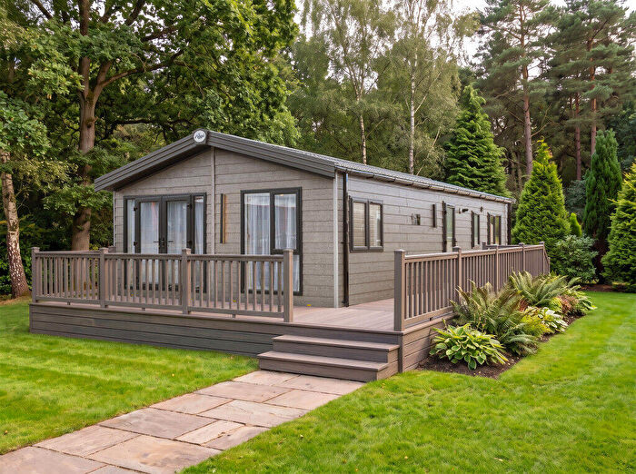 2 Bedroom Park Home For Sale In Brand-new Front-row Holiday Lodges With Stunning Sea Views, ME12