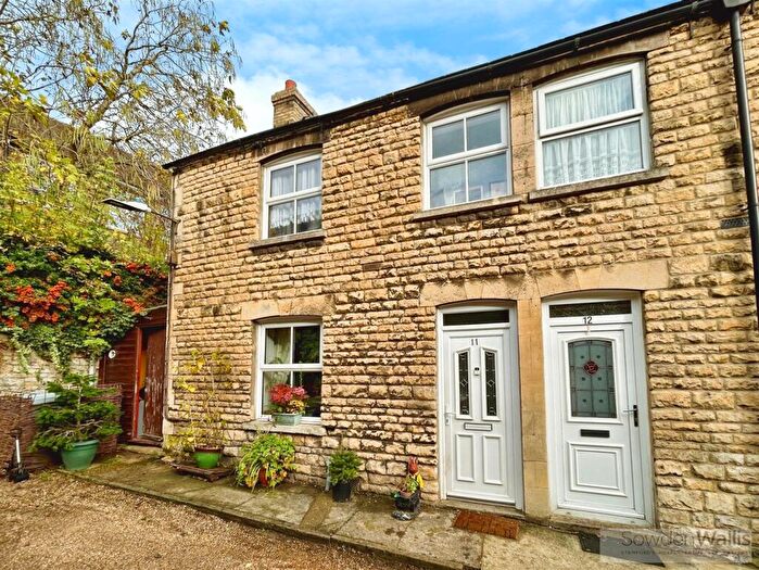 3 Bedroom End Of Terrace House For Sale In St. Leonards Street, Stamford, PE9
