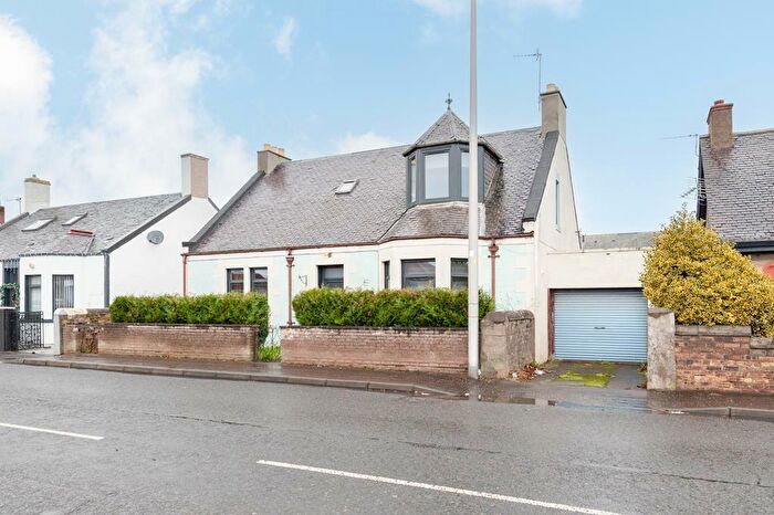 4 Bedroom Detached House For Sale In Methilhaven Road, Methil, KY8