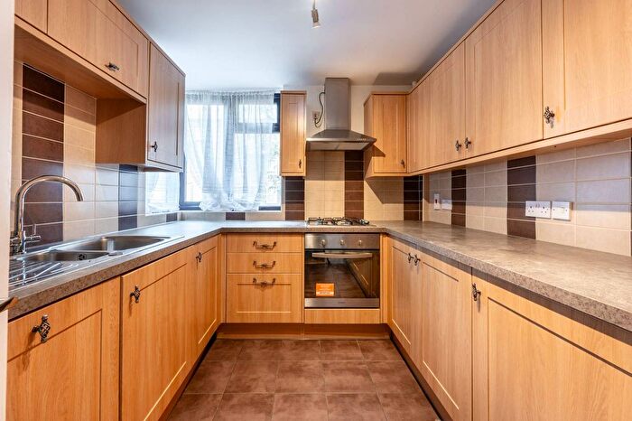 2 Bedroom Flat To Rent In Lisson Grove, Lisson Grove, London, NW8